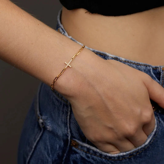 Bracelet Croix Femme Scintillante