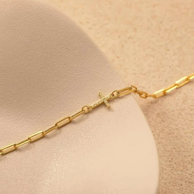 Bracelet Croix Femme Scintillante