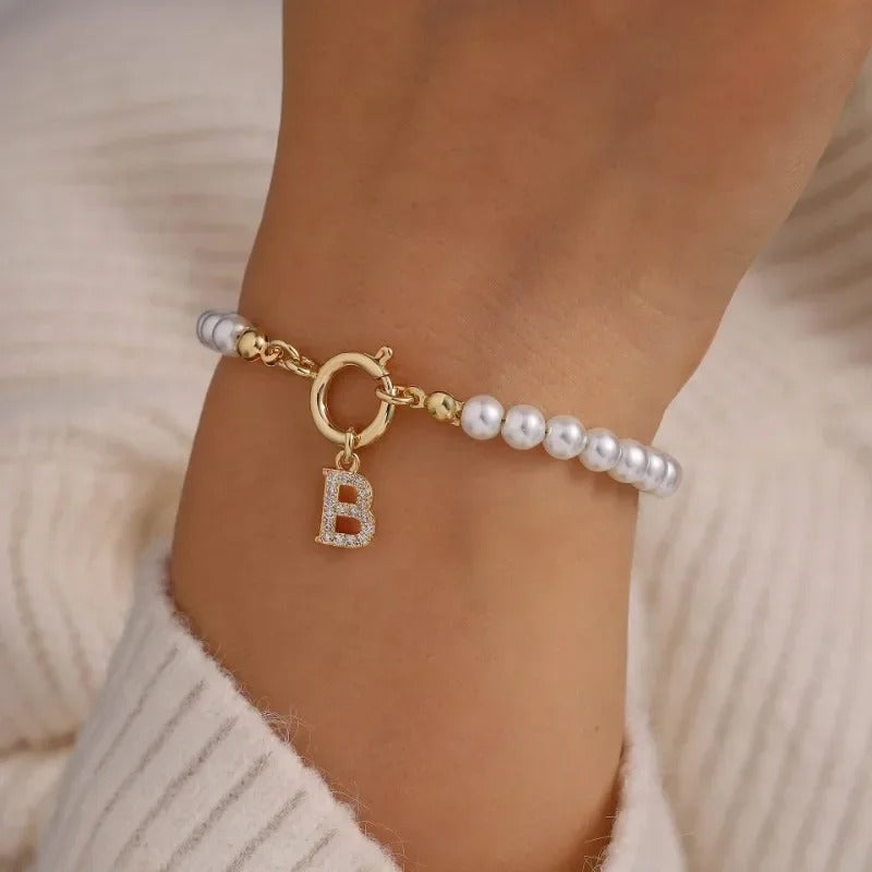 Bracelet Initiale Femme Perles Blanches