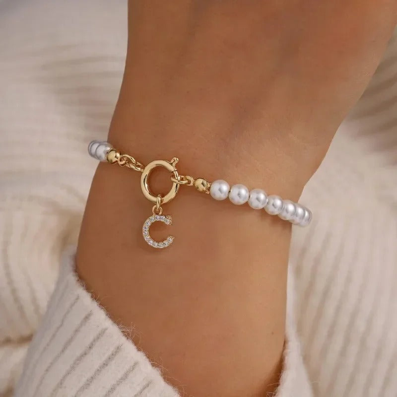 Bracelet Initiale Femme Perles Blanches