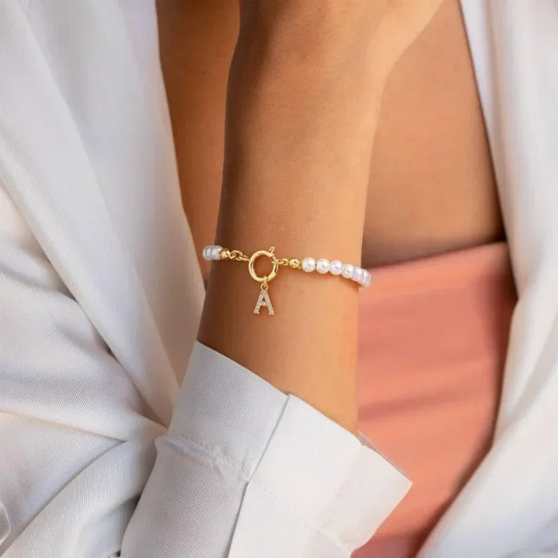 Bracelet Initiale Femme Perles Blanches