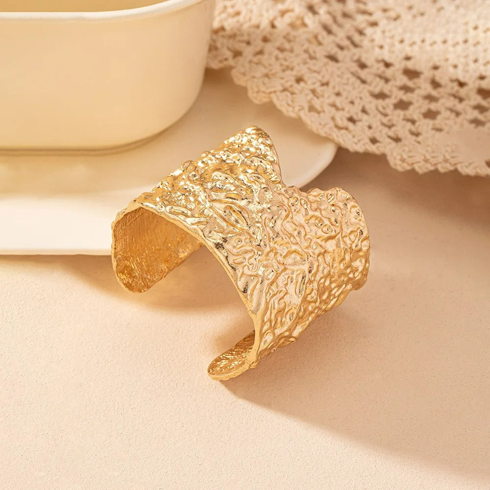 Bracelet Manchette Femme Effet Froissé – Acier Inoxydable