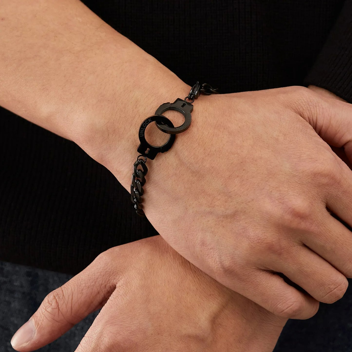 Bracelet Menotte Homme Force Brute – Acier Inoxydable