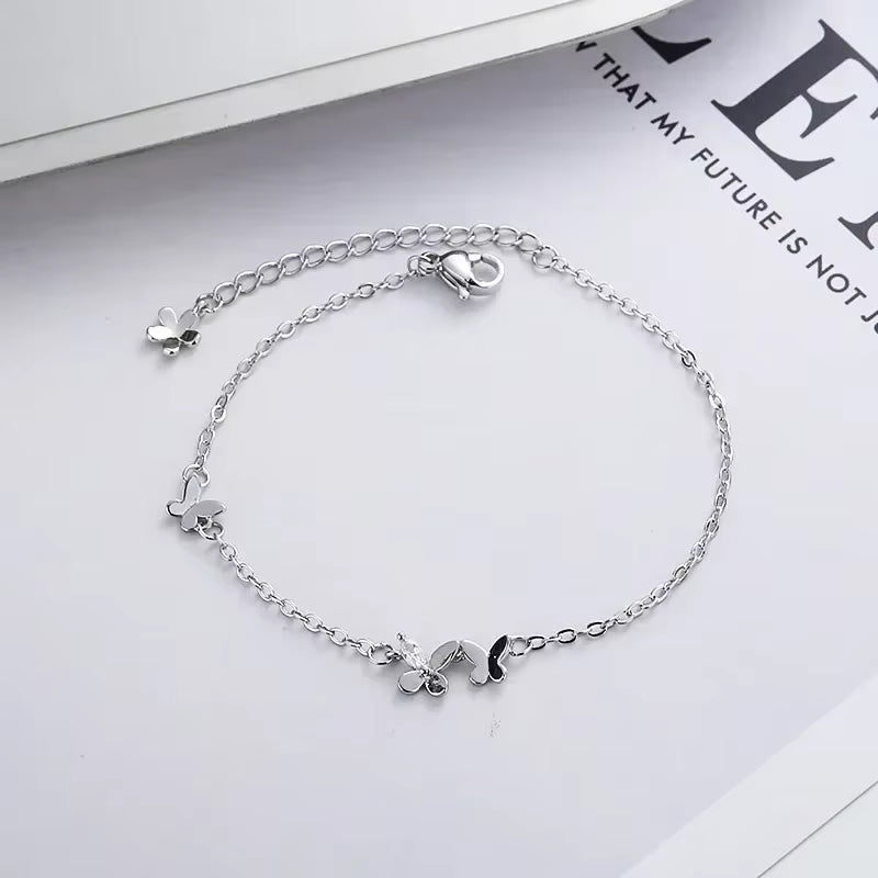 Bracelet Papillon en Argent sur fond gris