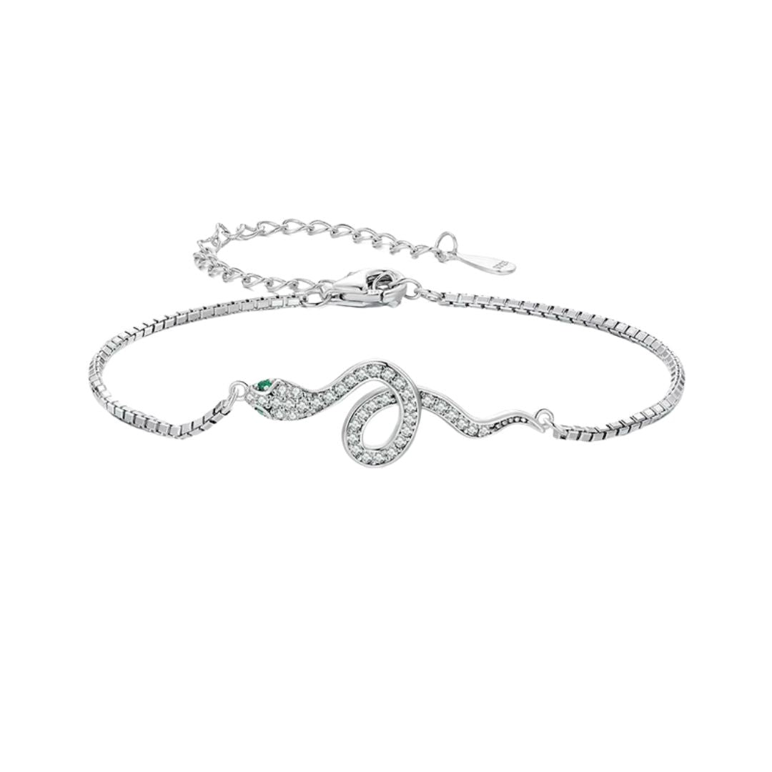 Bracelet Papillon en Argent et Zircon sur fond blanc