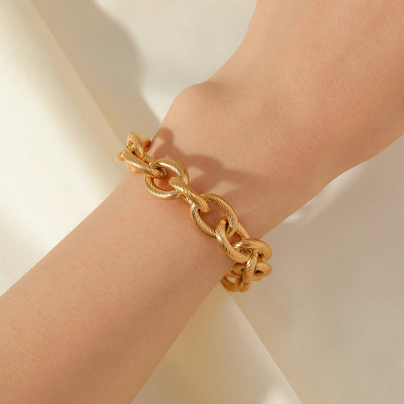 Bracelet Acier Inoxydable Doré Puissance Féminine