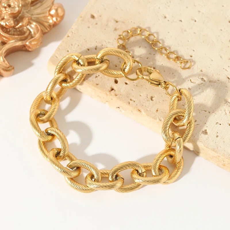 Bracelet Acier Inoxydable Doré Puissance Féminine