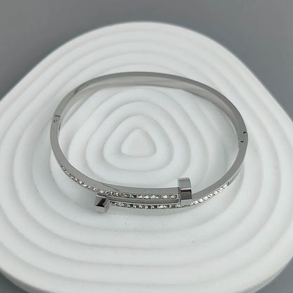 Bracelet Acier Inoxydable Ligne Épure Et Zircon
