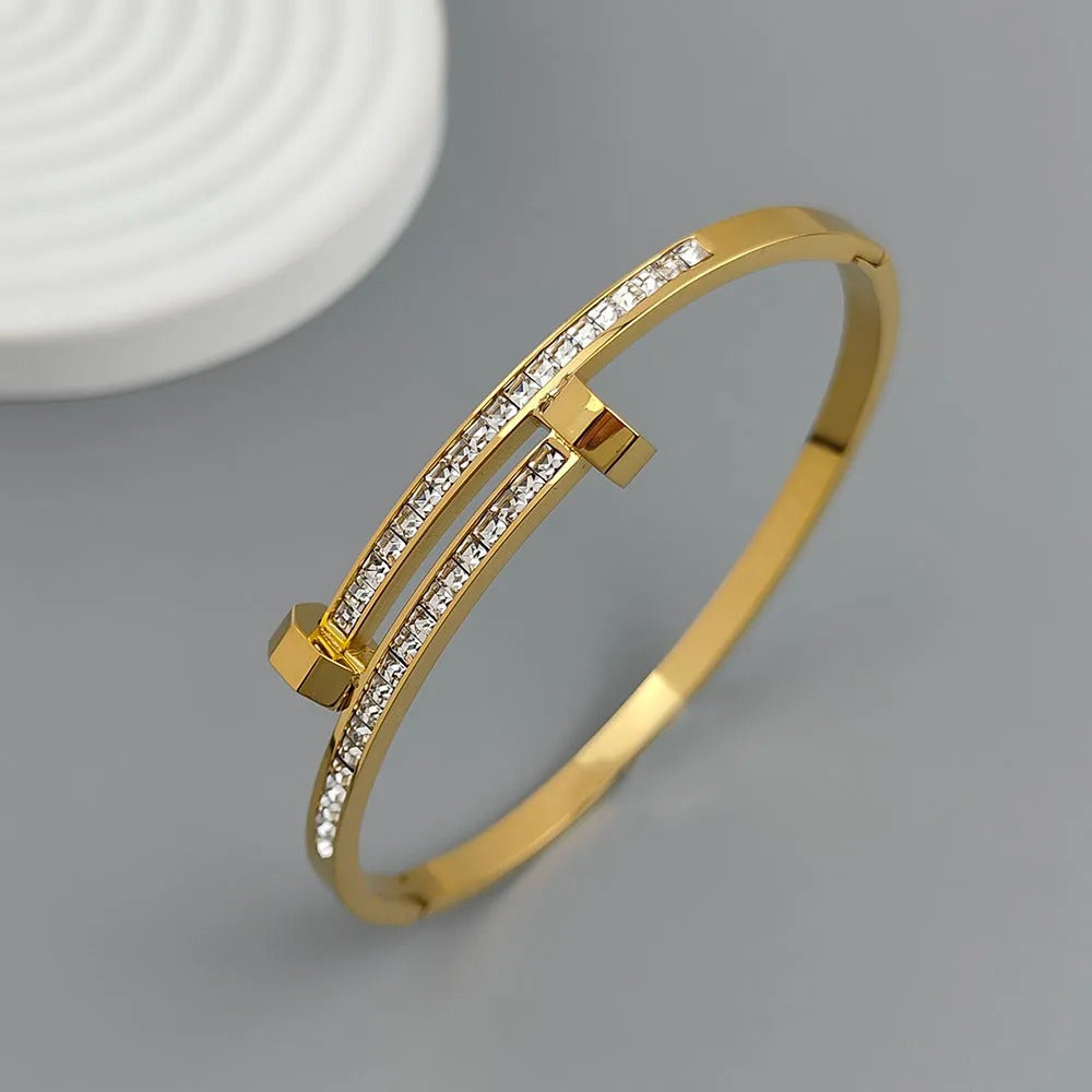 Bracelet Acier Inoxydable Ligne Épure Et Zircon