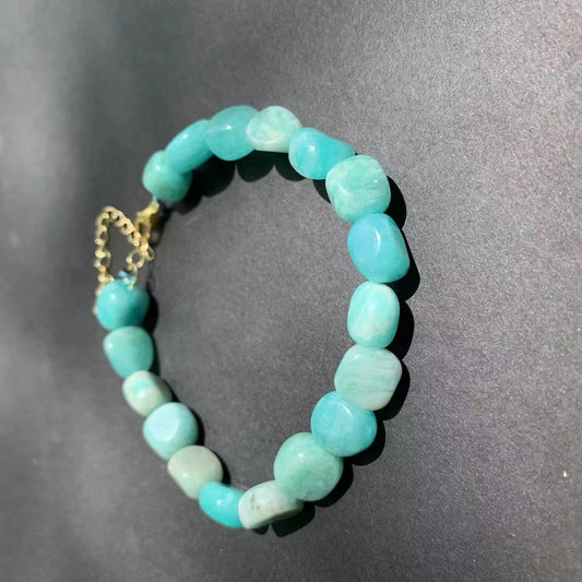 Bracelet Amazonite et Acier Inoxydable sur fond gris
