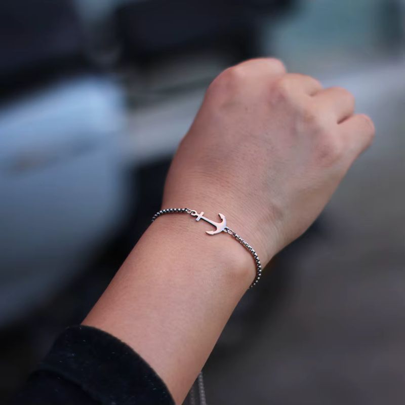 Bracelet Ancre Femme Élégance Acier Inoxydable