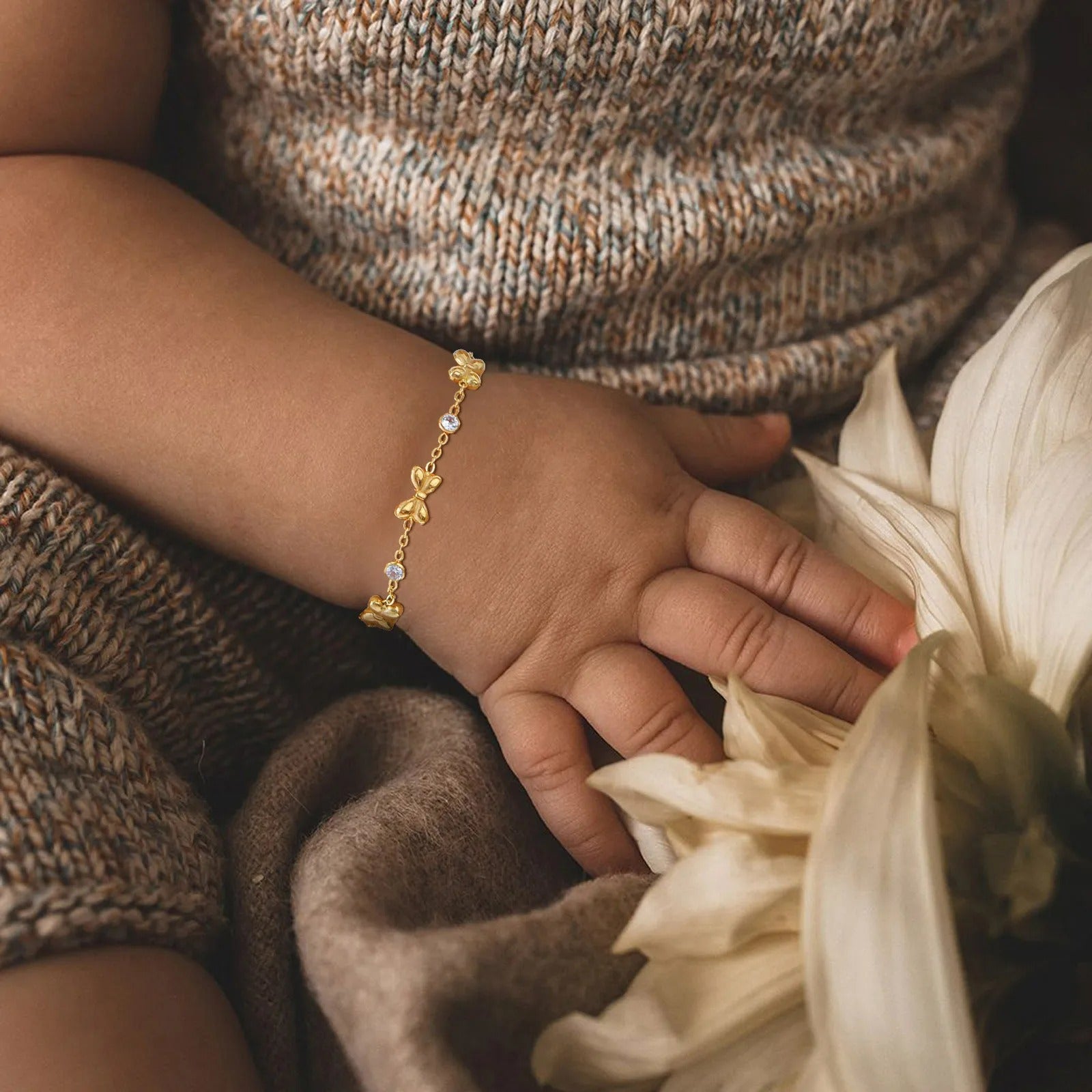 Bracelet Bébé Fille Nœuds Dorés En Acier Inoxydable