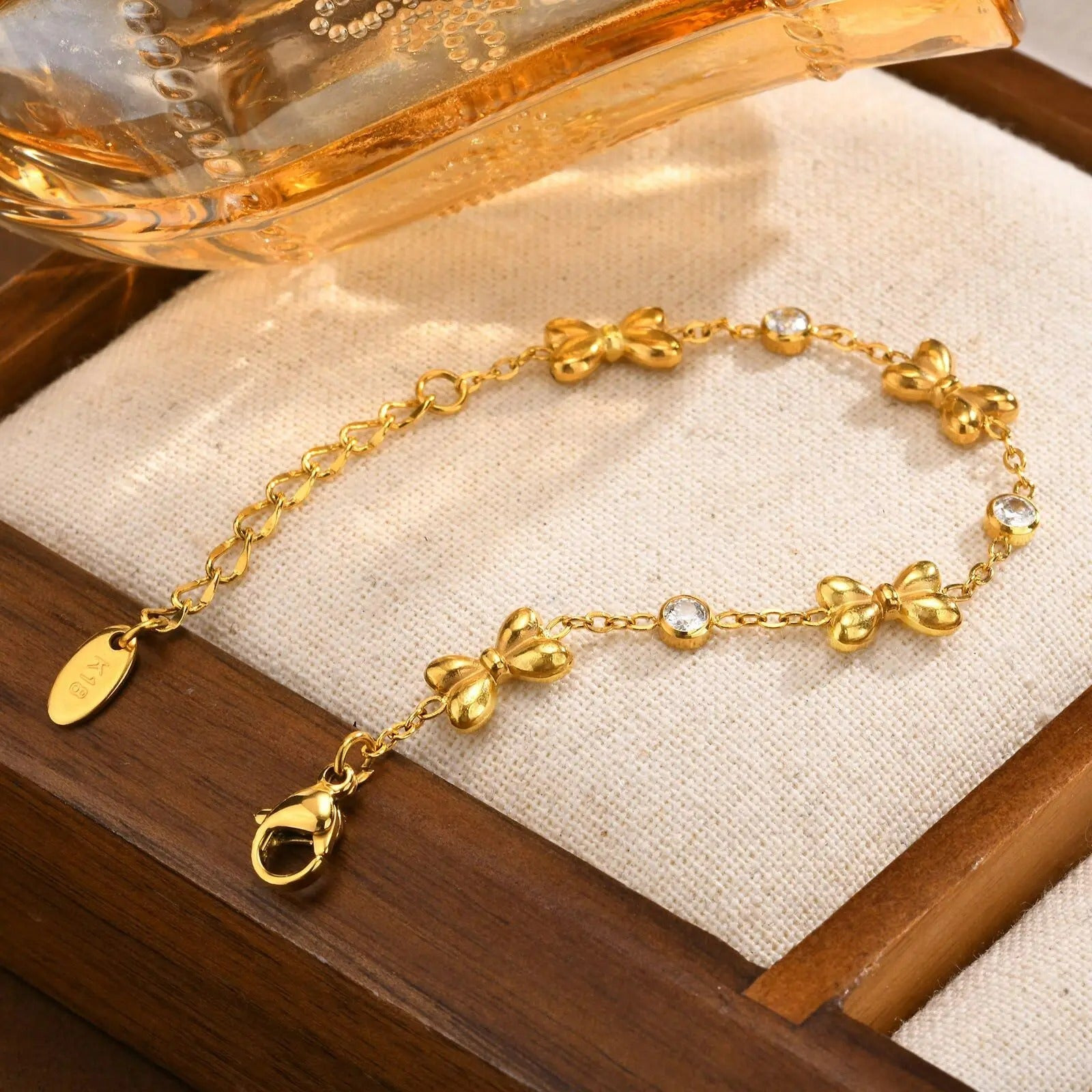 Bracelet Bébé Fille Nœuds Dorés En Acier Inoxydable