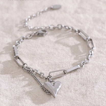 Bracelet Cœur Femme Acier Inoxydable Argenté Moderne