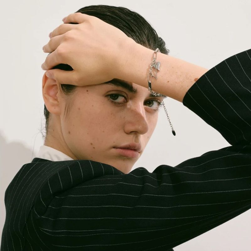 Bracelet Cœur Femme Acier Inoxydable Argenté Moderne