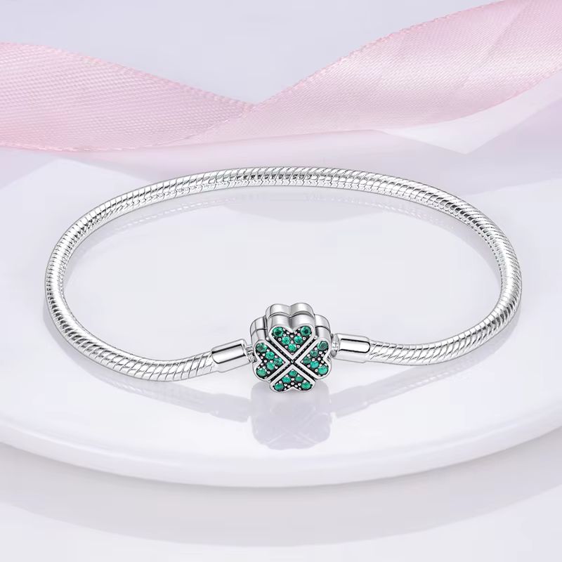 Bracelet Femme Trèfle Quatre Feuilles Zircon Vertes