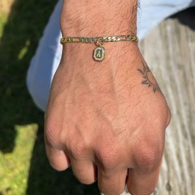 Bracelet Homme Initiale Chaîne Dorée Acier Inoxydable