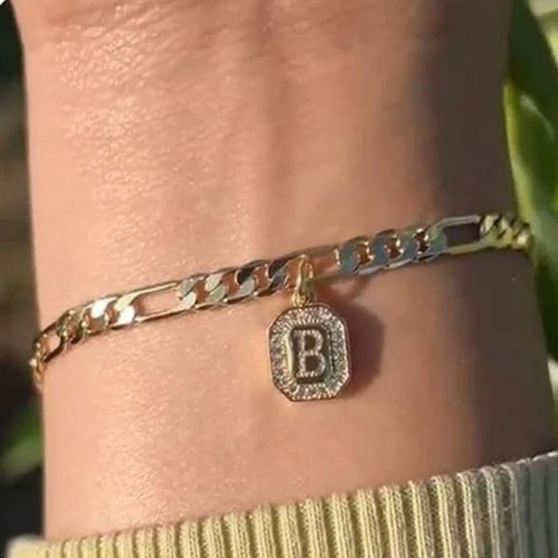 Bracelet Homme Initiale Chaîne Dorée Acier Inoxydable