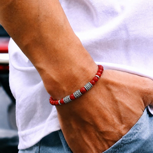 Bracelet Homme Perle Howlite Rouge Motifs Tibétains