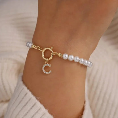 Bracelet Initiale Femme Perles Blanches