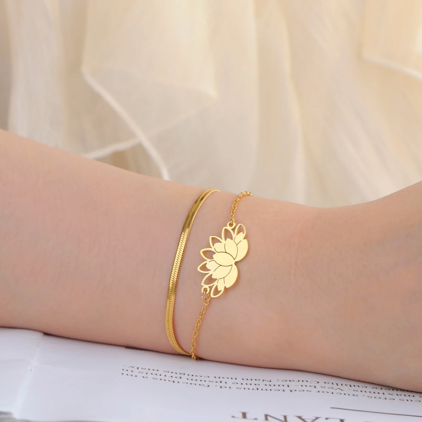 Bracelet Lotus Femme Double Chaîne Acier Inoxydable