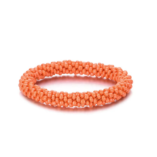 Bracelet Nepalais Ethnique en Perles sur fond blanc
