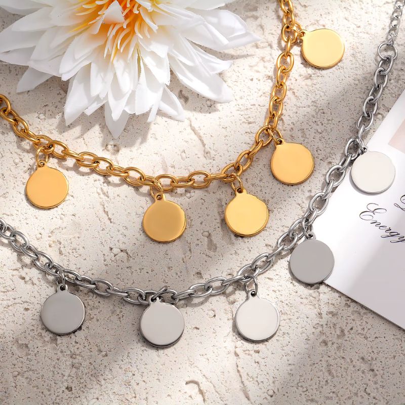 Bracelet Personnalisé en Maille Acier Inoxydable - 1 à 5 médaillons au Choix à graver