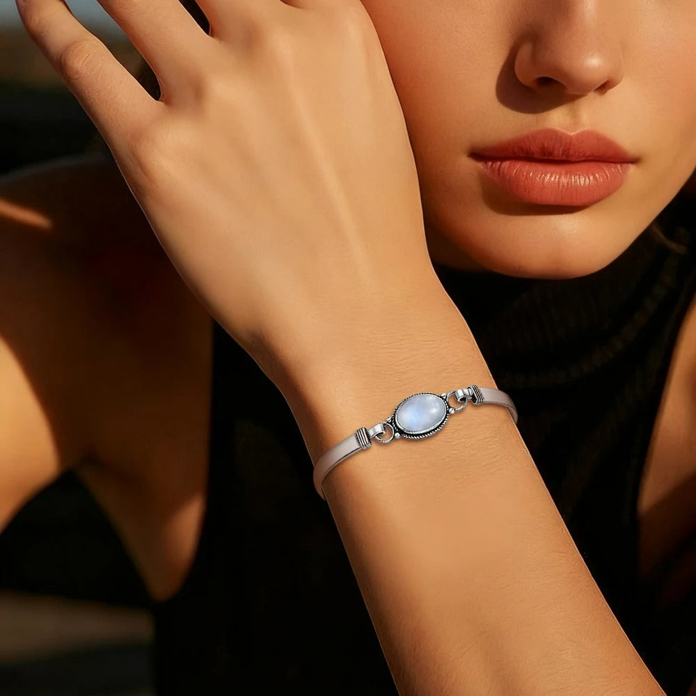 Bracelet Pierre de Lune Jonc Argent Ovale