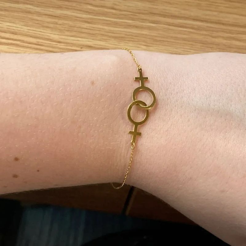 Bracelet Sœur Double Symbole Féminin Doré - Acier Inoxydable