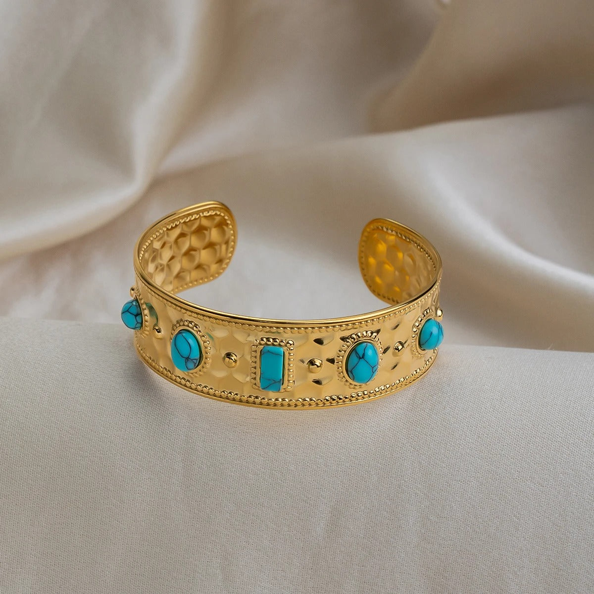 Bracelet Turquoise Femme Manchette Dorée Martelée - Acier Inoxydable