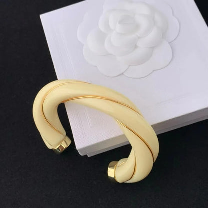 Gros Bracelet Femme Torsadé Finition Émaillée